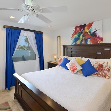Coral Beach Club Villas & Marina Oyster Pond Esterno foto
