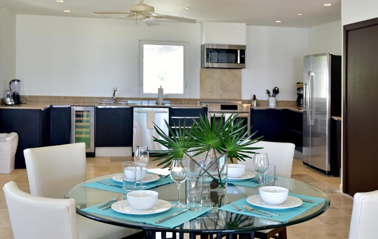 Coral Beach Club Villas & Marina Oyster Pond Esterno foto