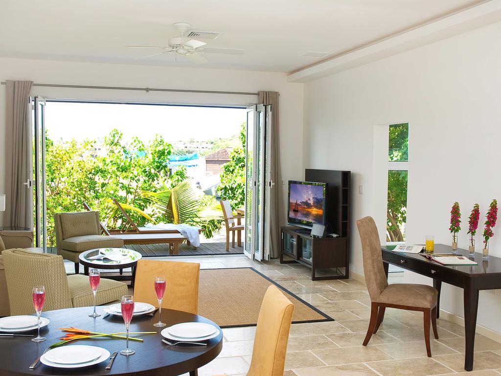 Coral Beach Club Villas & Marina Oyster Pond Esterno foto