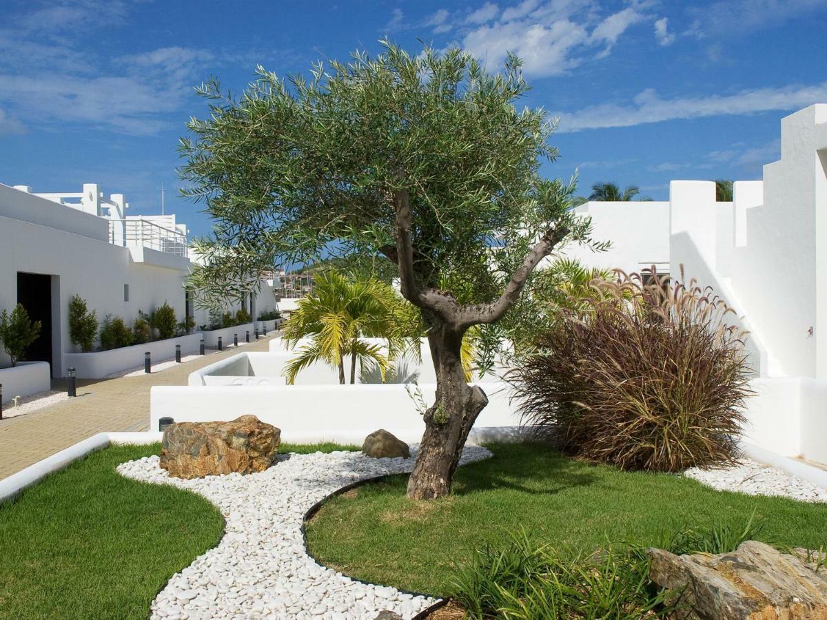 Coral Beach Club Villas & Marina Oyster Pond Esterno foto